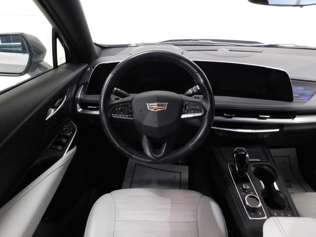 Used 2024 Cadillac XT4 Sport image 38