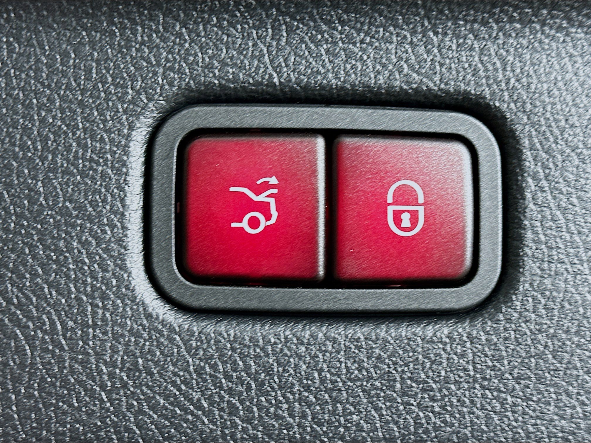 Certified 2022 Mercedes-Benz S 500 4MATIC w/ AMG Line Package image 34