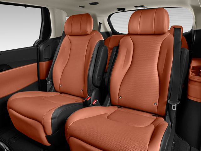 Used 2024 Kia Carnival SX Prestige FWD image 11