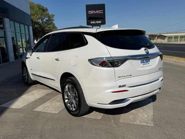 Used 2022 Buick Enclave Avenir w/ Avenir Technology Package FWD image 30