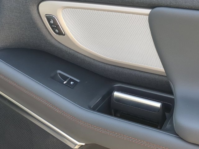 New 2025 Ford Expedition Active AWD/4WD image 46