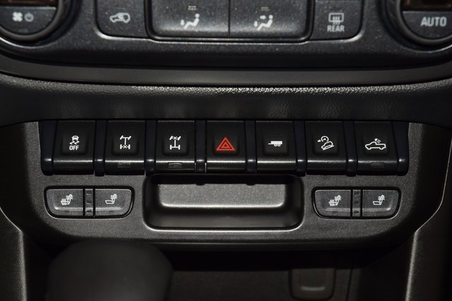 Used 2022 Chevrolet Colorado ZR2 image 30