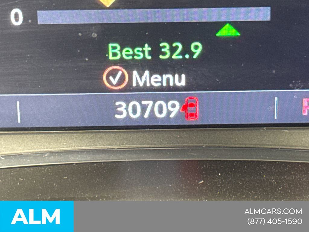 Used 2025 Chevrolet Blazer LT FWD image 31