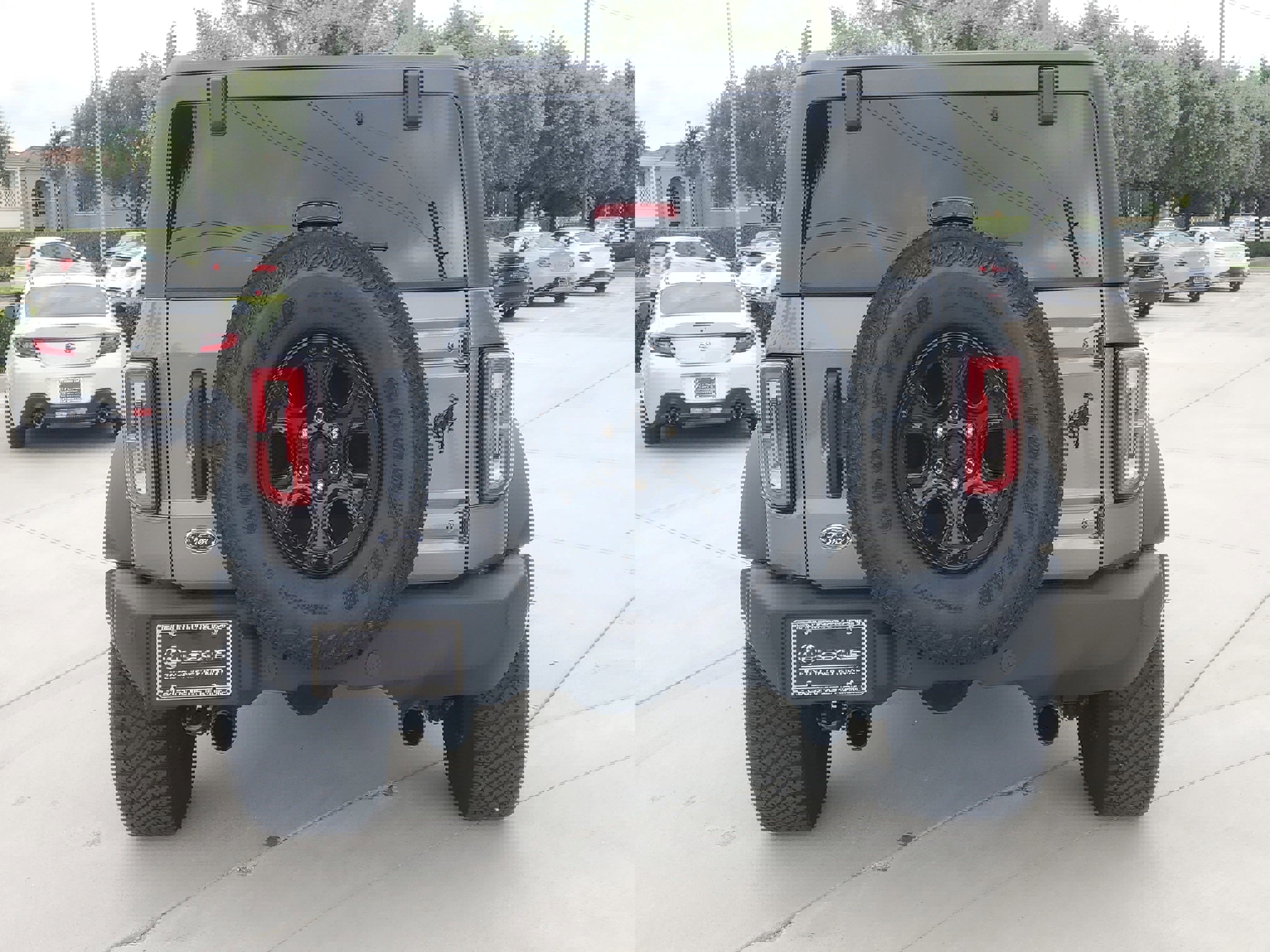 Used 2023 Ford Bronco Wildtrak image 9