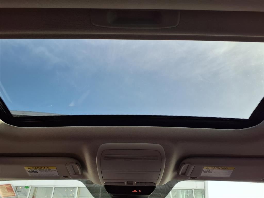 Used 2023 MAZDA MAZDA3 s image 21