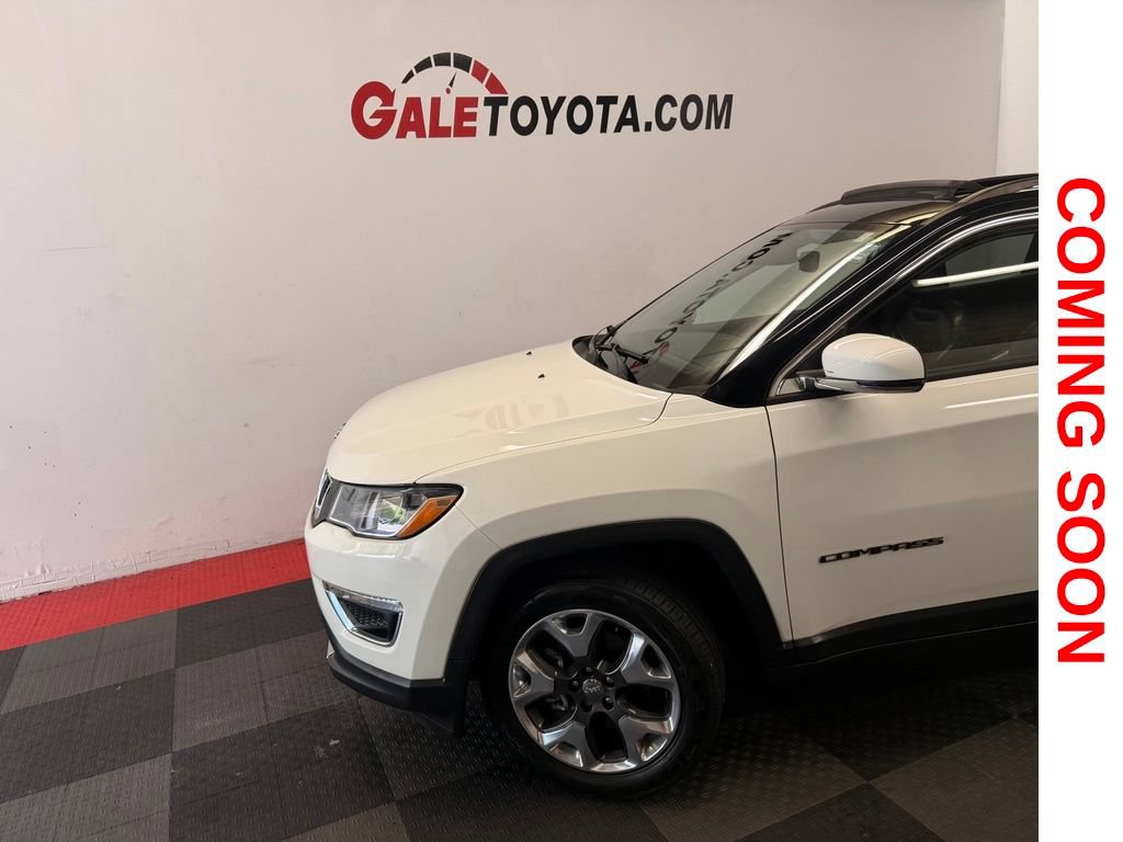 Used 2019 Jeep Compass Limited AWD/4WD image 3