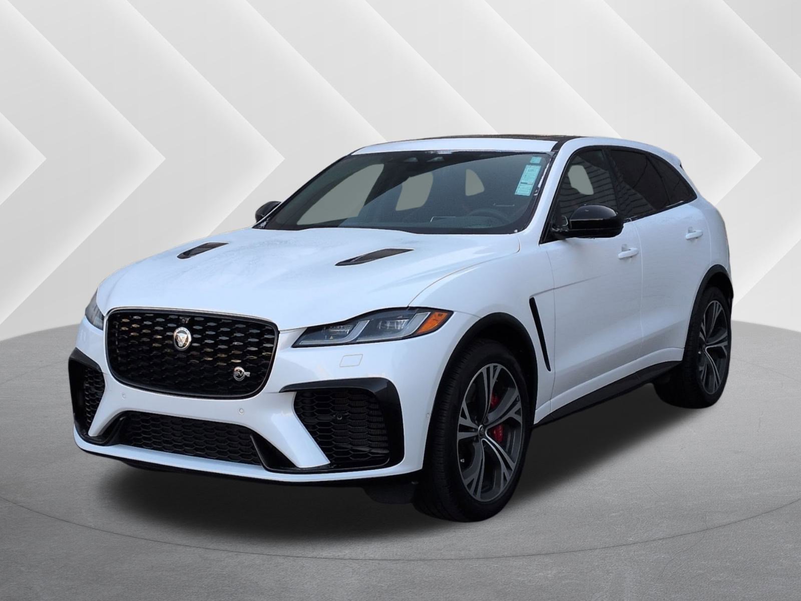Used 2024 Jaguar F-PACE SVR image 1