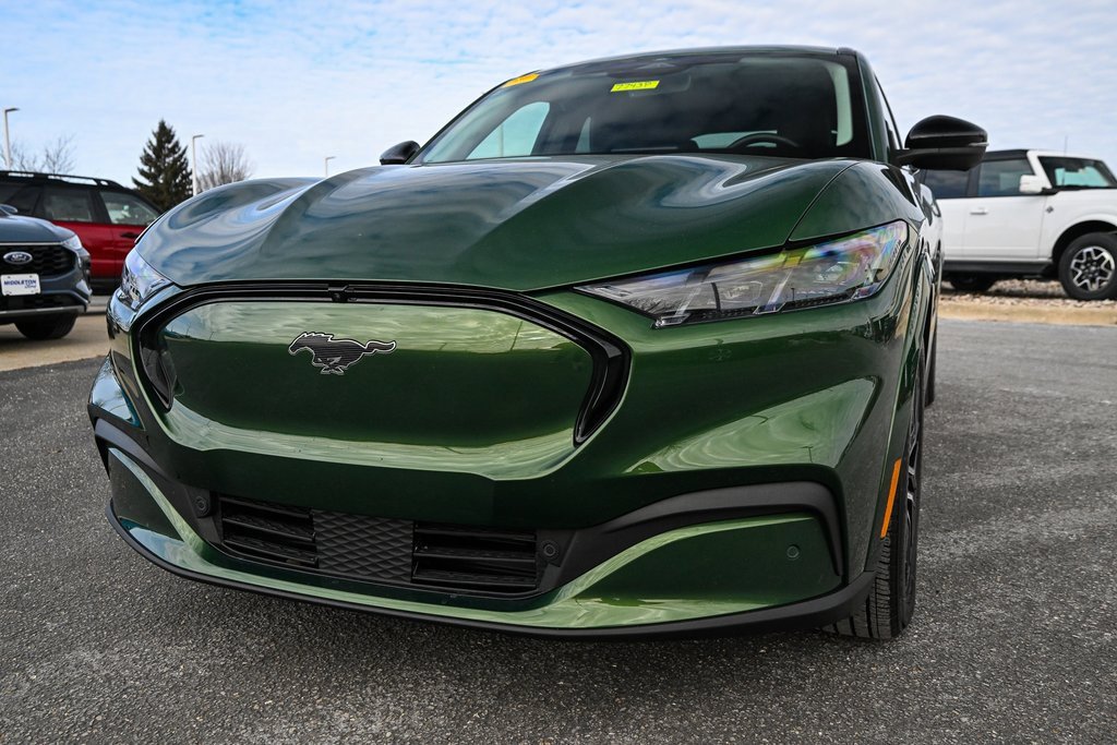 Used 2025 Ford Mustang Mach-E Premium image 11