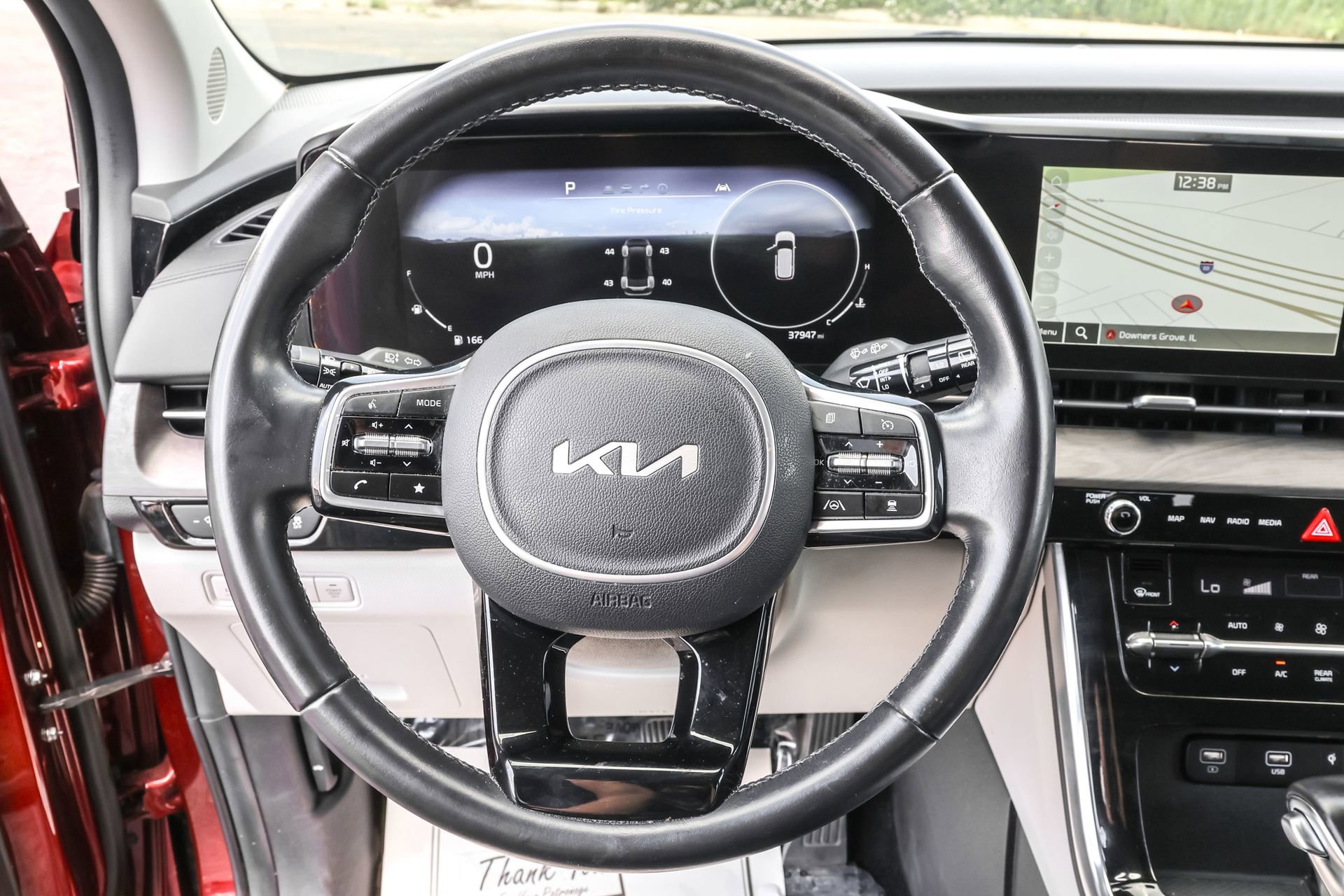 Used 2023 Kia Carnival SX image 25