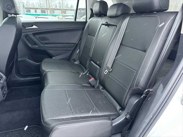 Used 2018 Volkswagen Tiguan SEL image 17