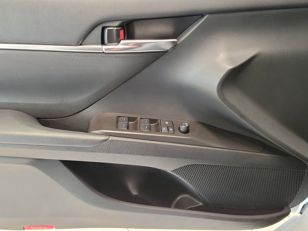 Certified 2024 Toyota Camry SE FWD image 16