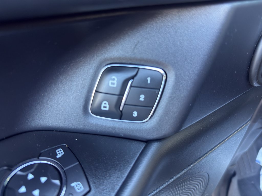 Used 2021 Ford Expedition Max Platinum AWD/4WD image 10