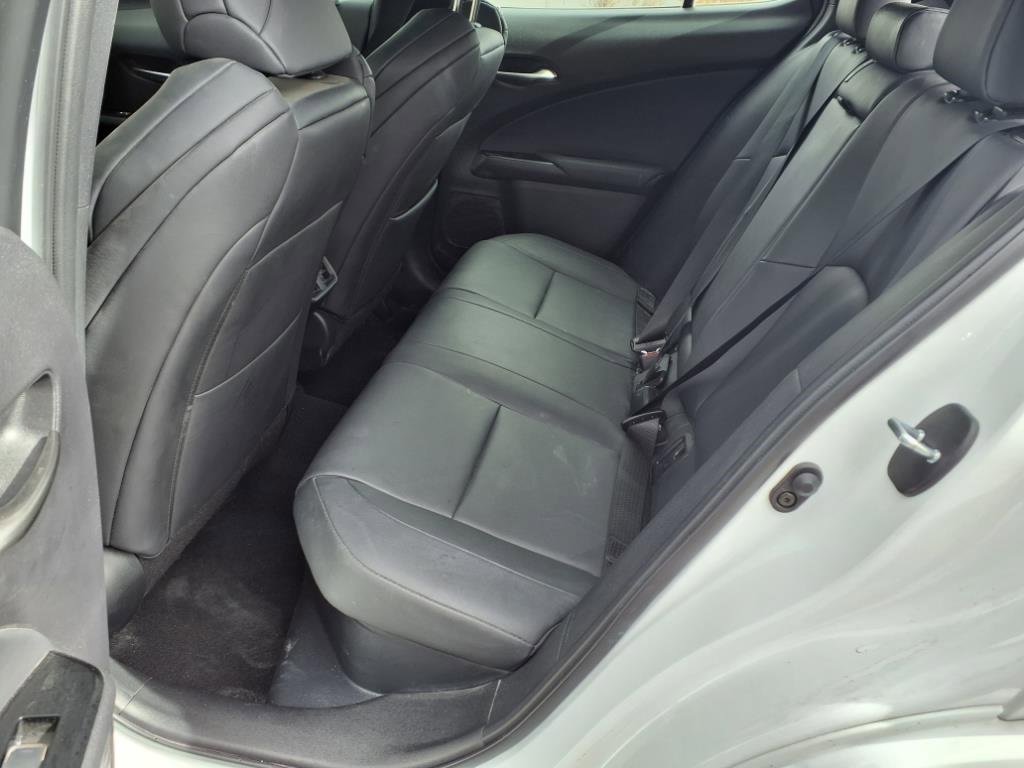 Used 2024 Lexus UX 250h F Sport image 20