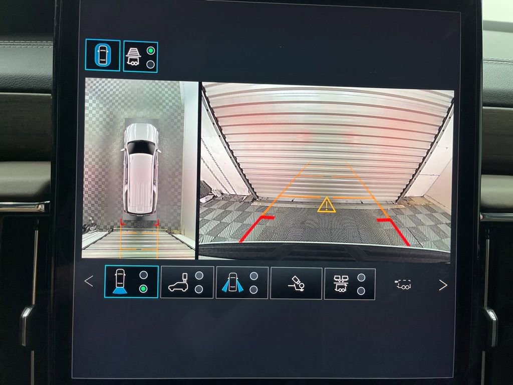 New 2026 GMC Yukon XL Denali Ultimate AWD/4WD image 12