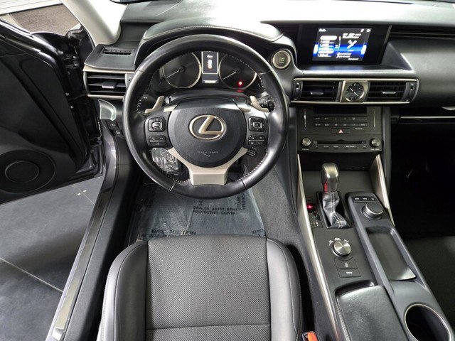 Certified 2020 Lexus IS 300 image 17
