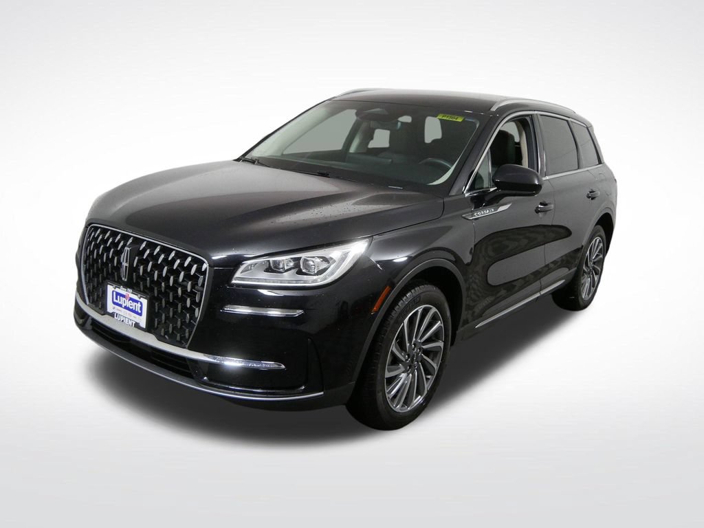 Used 2023 Lincoln Corsair Reserve w/ Towing Package AWD/4WD image 8