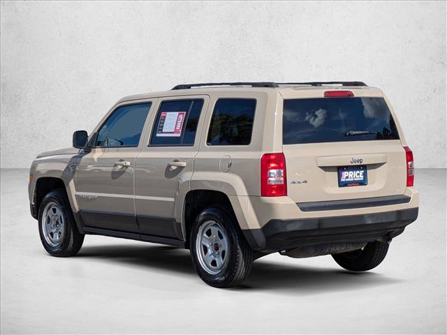 Used 2016 Jeep Patriot Sport w/ Power Value Group AWD/4WD image 8
