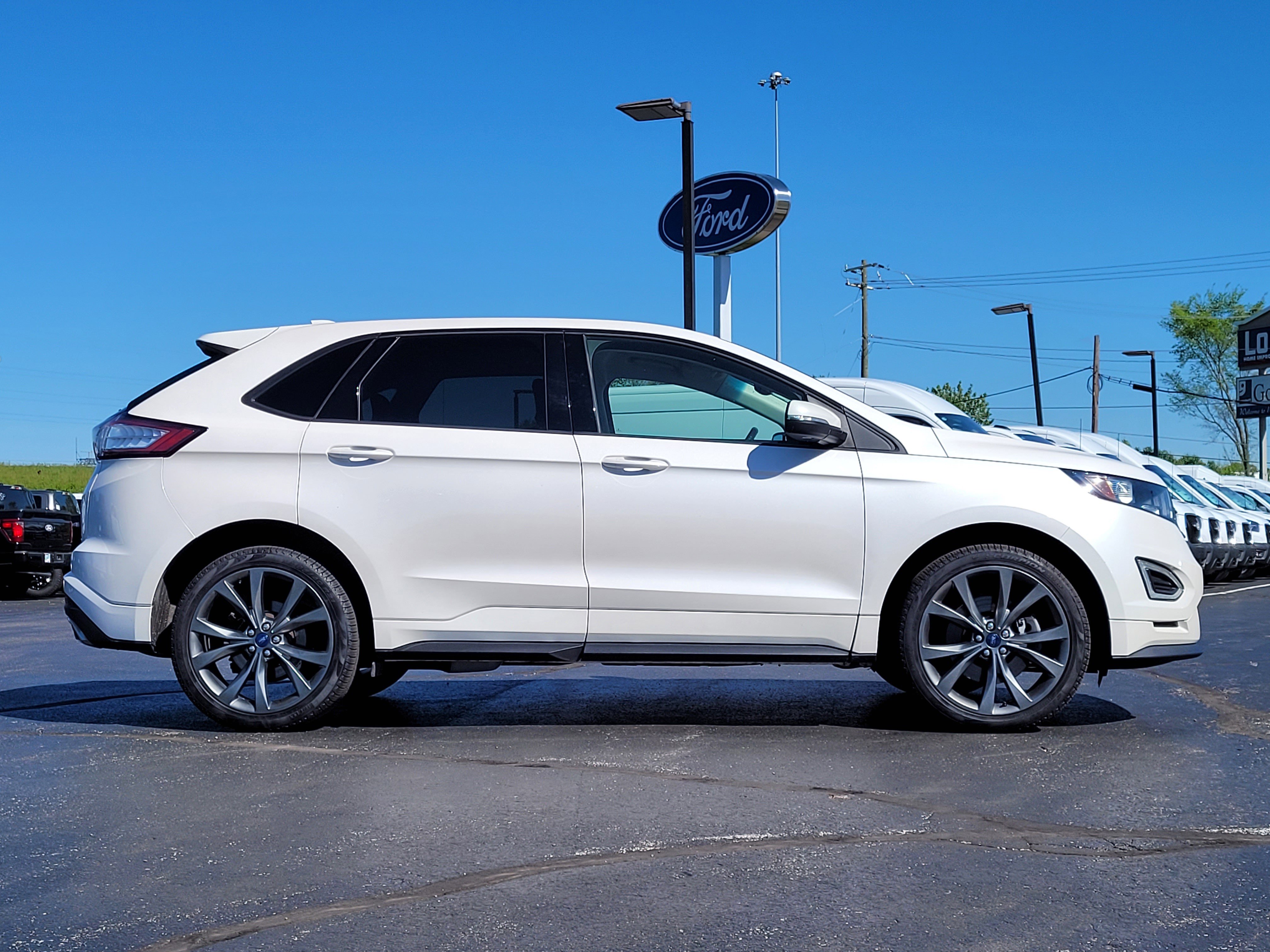 Used 2016 Ford Edge Sport w/ Technology Package AWD/4WD image 2