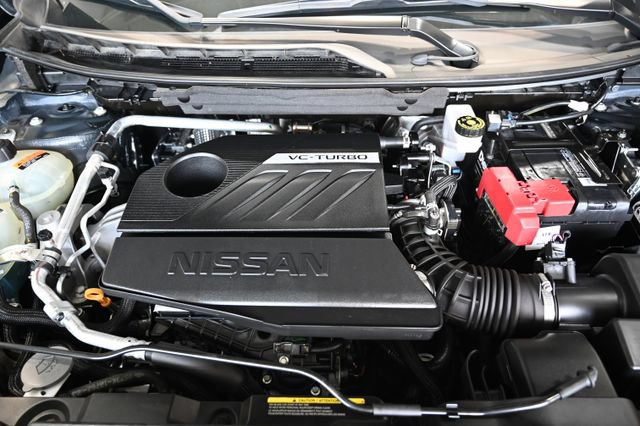 Used 2023 Nissan Rogue S AWD/4WD image 31