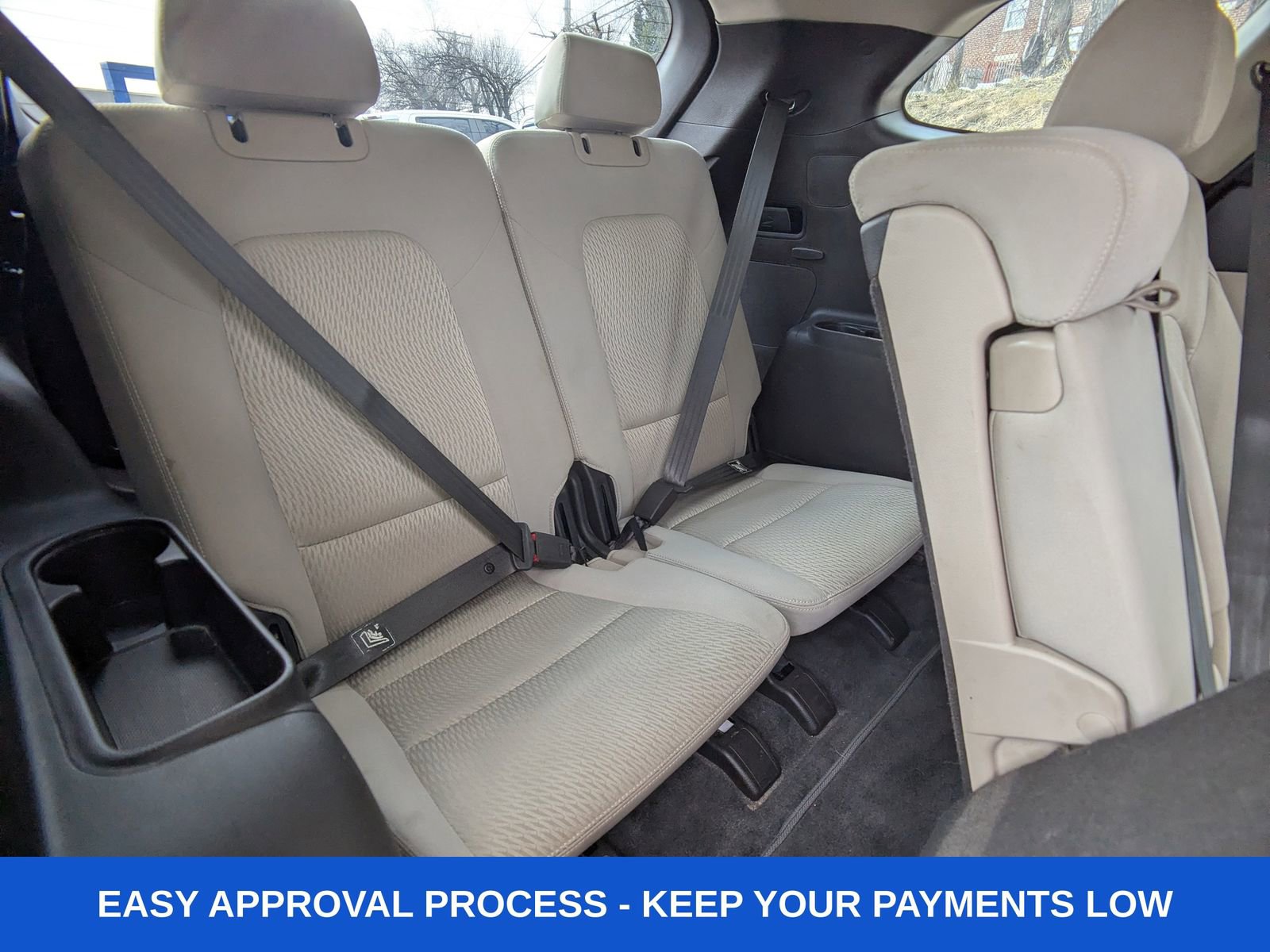 Used 2019 Hyundai Santa Fe XL SE FWD image 17