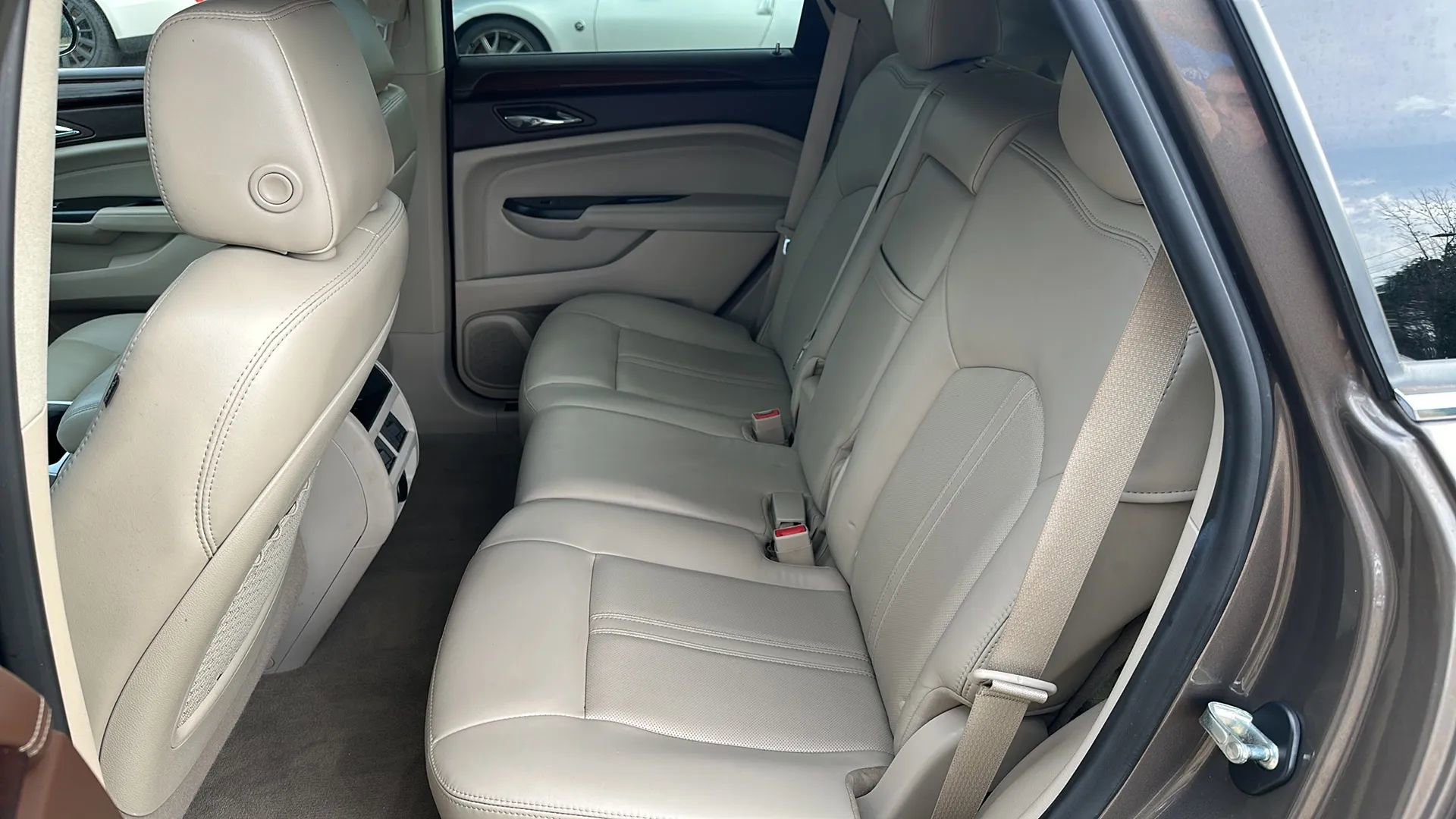 Used 2014 Cadillac SRX Performance w/ Driver Awareness Package image 18