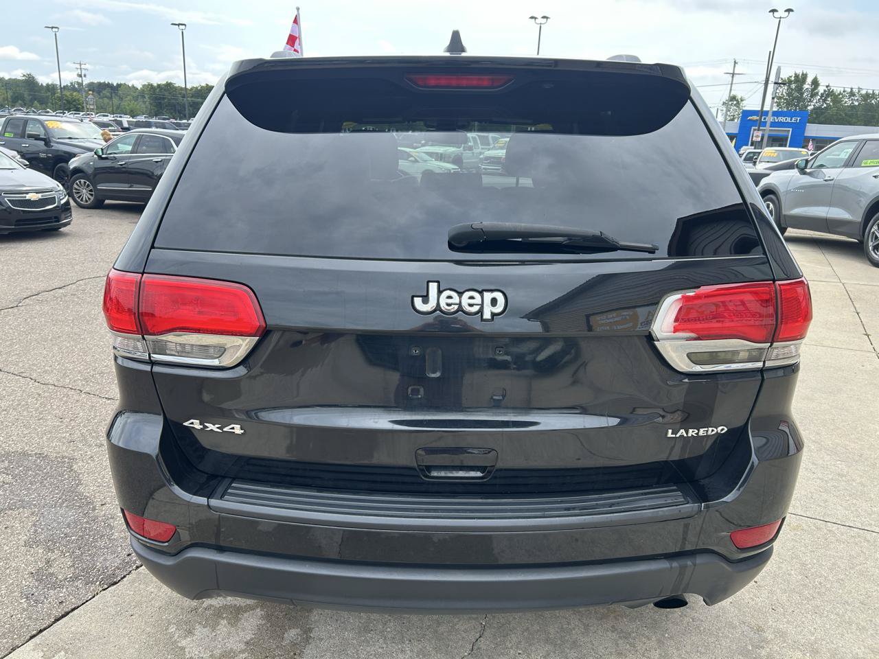 Used 2016 Jeep Grand Cherokee Laredo w/ Quick Order Package 23E AWD/4WD image 6