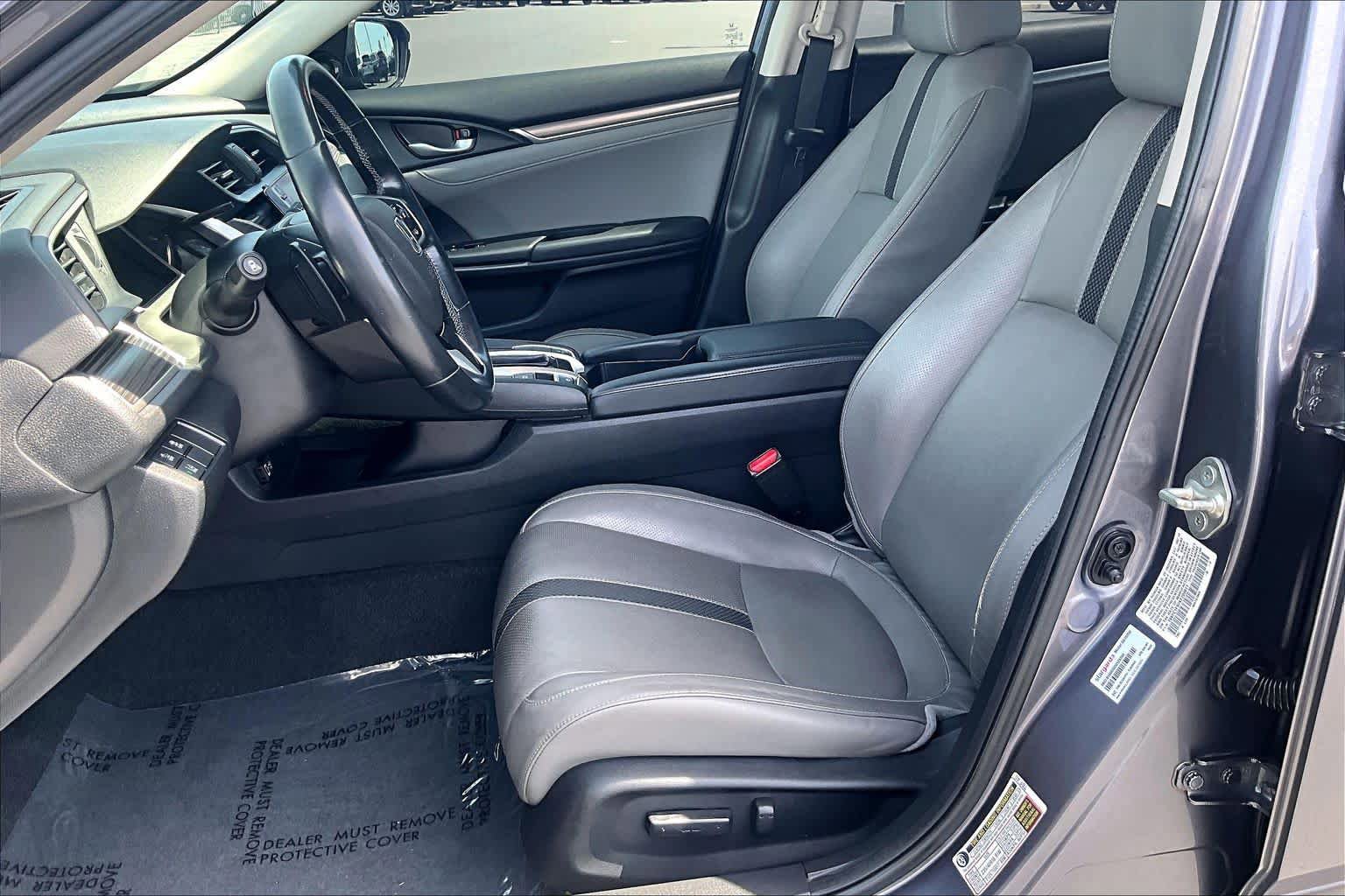 Used 2019 Honda Civic Touring image 7
