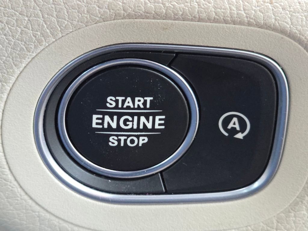 Certified 2022 Mercedes-Benz GLS 450 4MATIC image 39