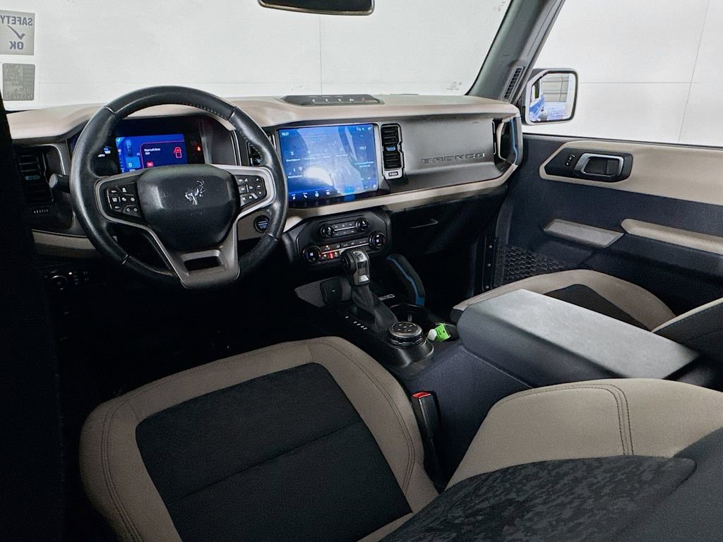 Used 2023 Ford Bronco Wildtrak image 33
