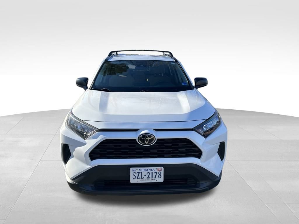 Used 2021 Toyota RAV4 LE image 8