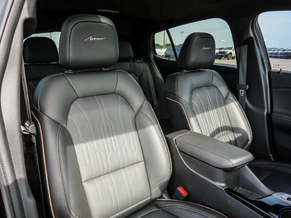 Used 2026 Buick Envista Avenir FWD image 17