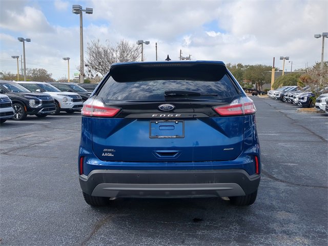 Used 2024 Ford Edge SEL image 7
