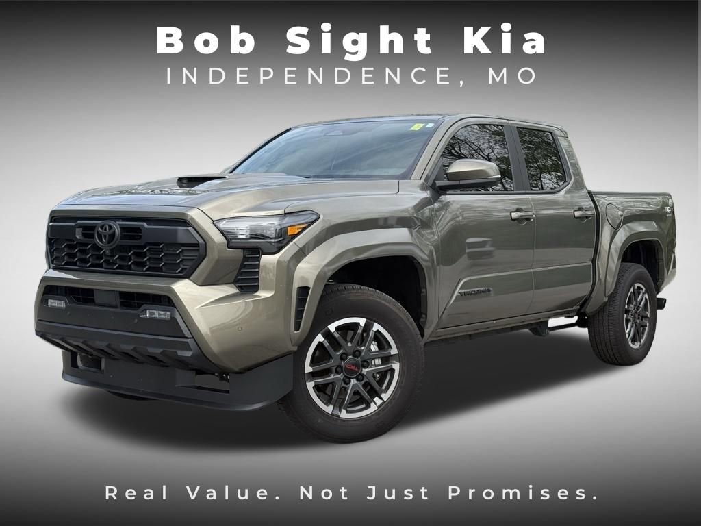 Used 2025 Toyota Tacoma TRD Sport w/ TRD Sport Premium Package AWD/4WD image 1