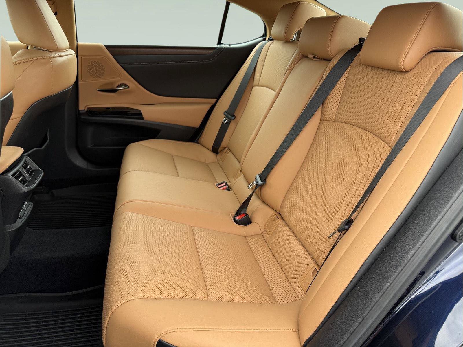Certified 2024 Lexus ES 350 w/ Premium Package FWD image 20