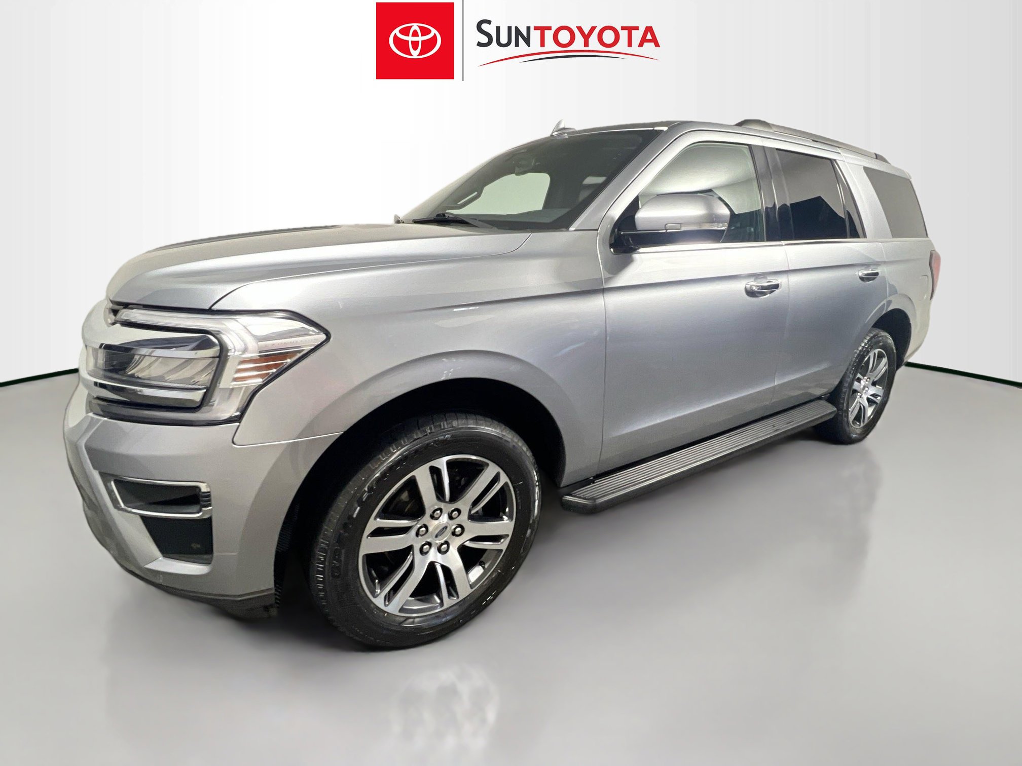 Used 2024 Ford Expedition Limited image 9