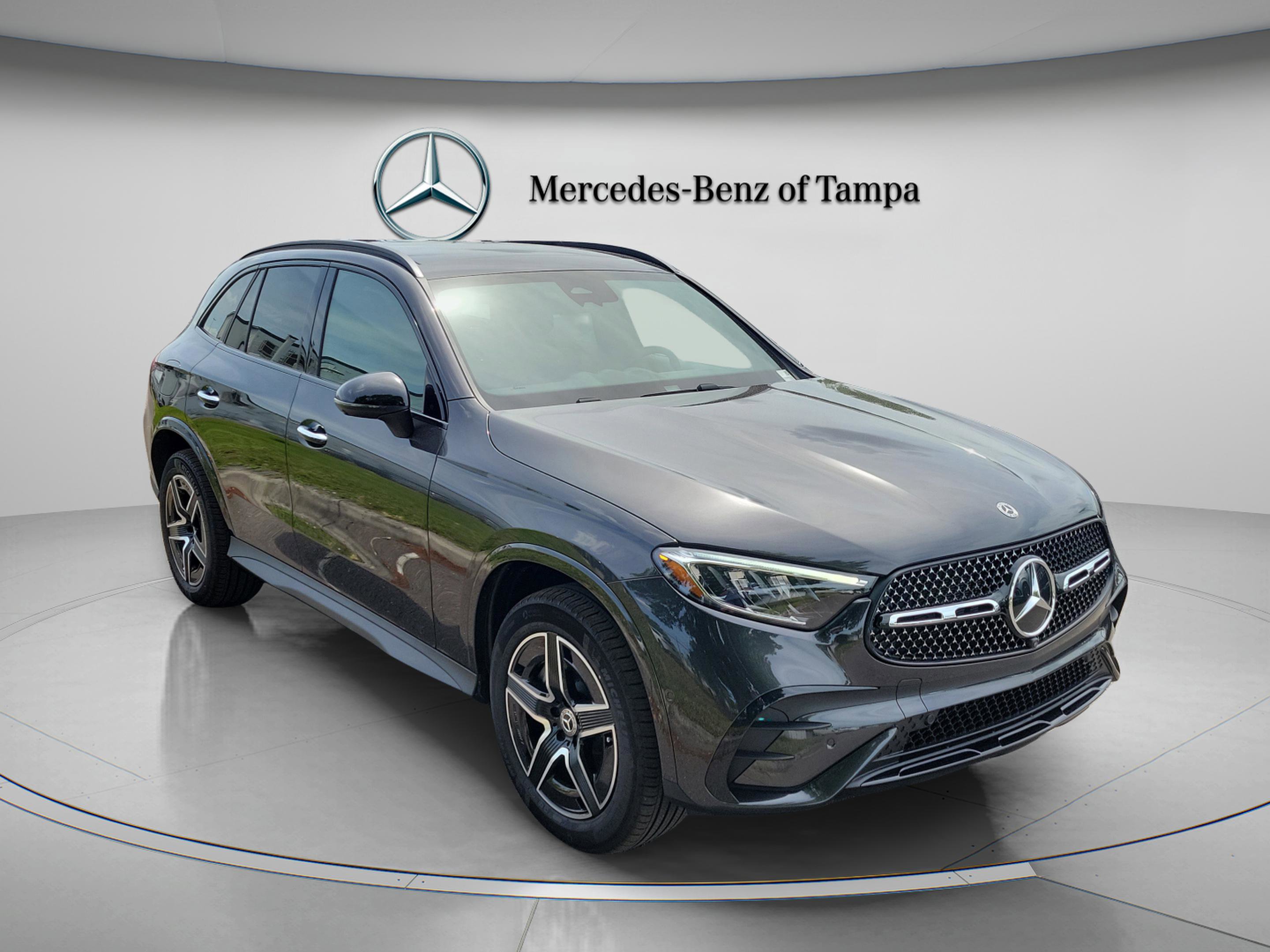 Certified 2026 Mercedes-Benz GLC 300 4MATIC image 4