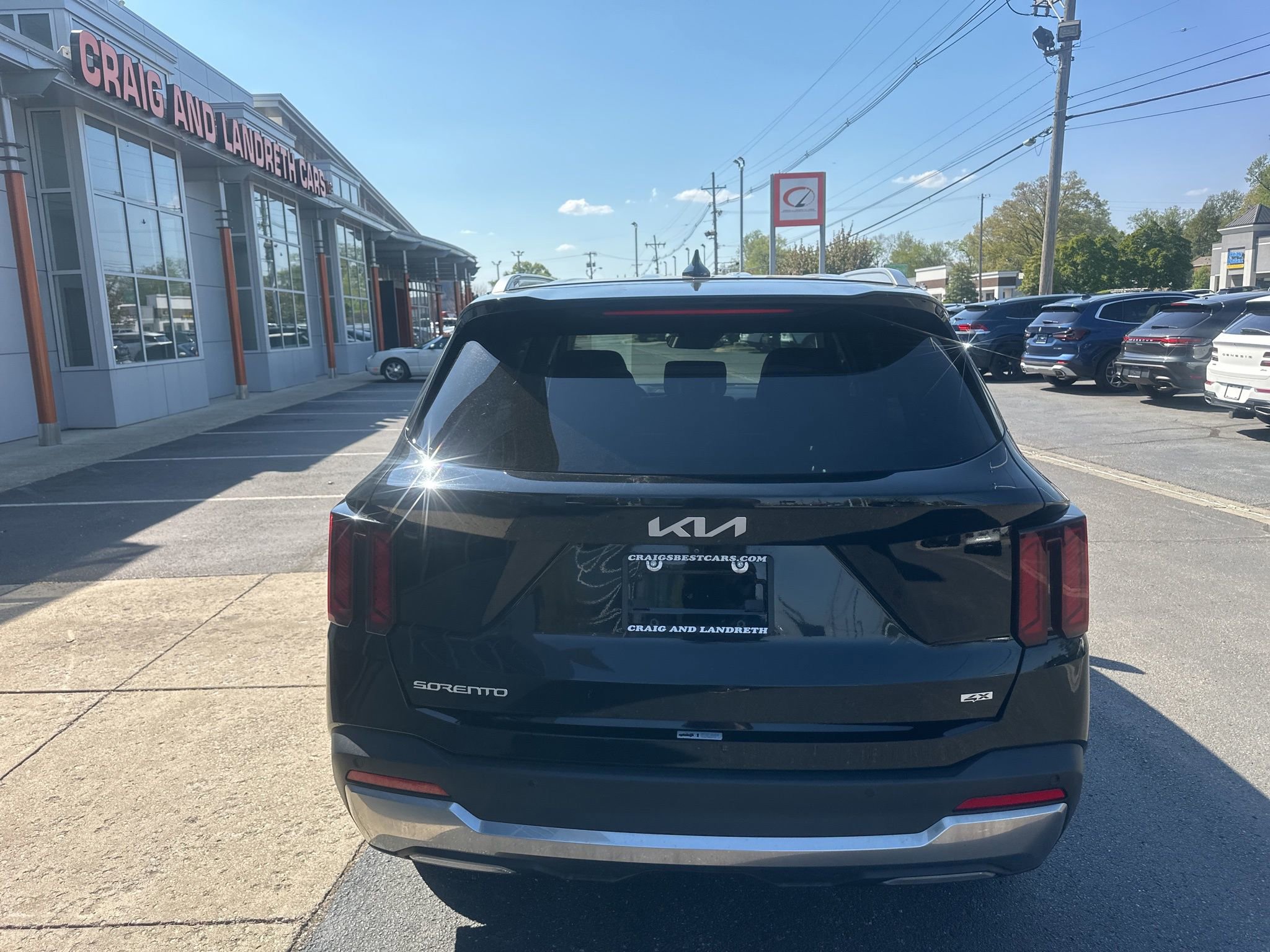 Used 2024 Kia Sorento S image 6