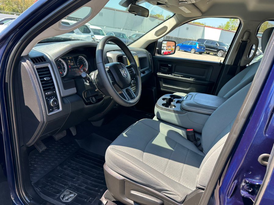 Used 2018 RAM 1500 Express AWD/4WD image 11