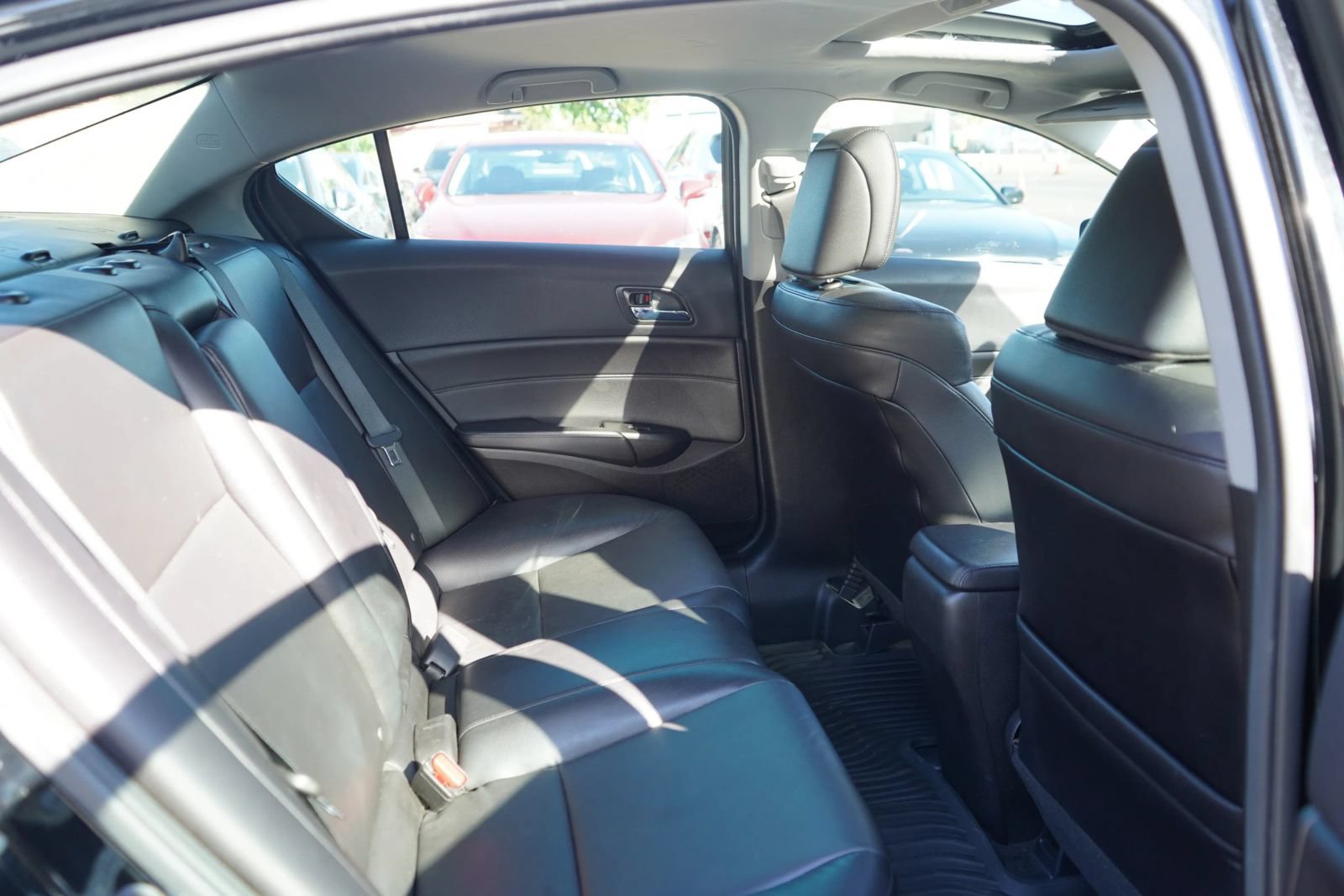 Used 2018 Acura ILX FWD image 19