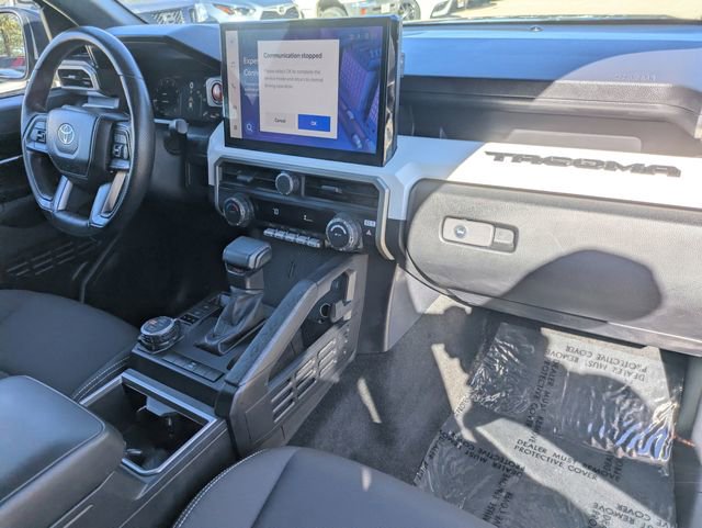 Used 2024 Toyota Tacoma TRD Off-Road image 31