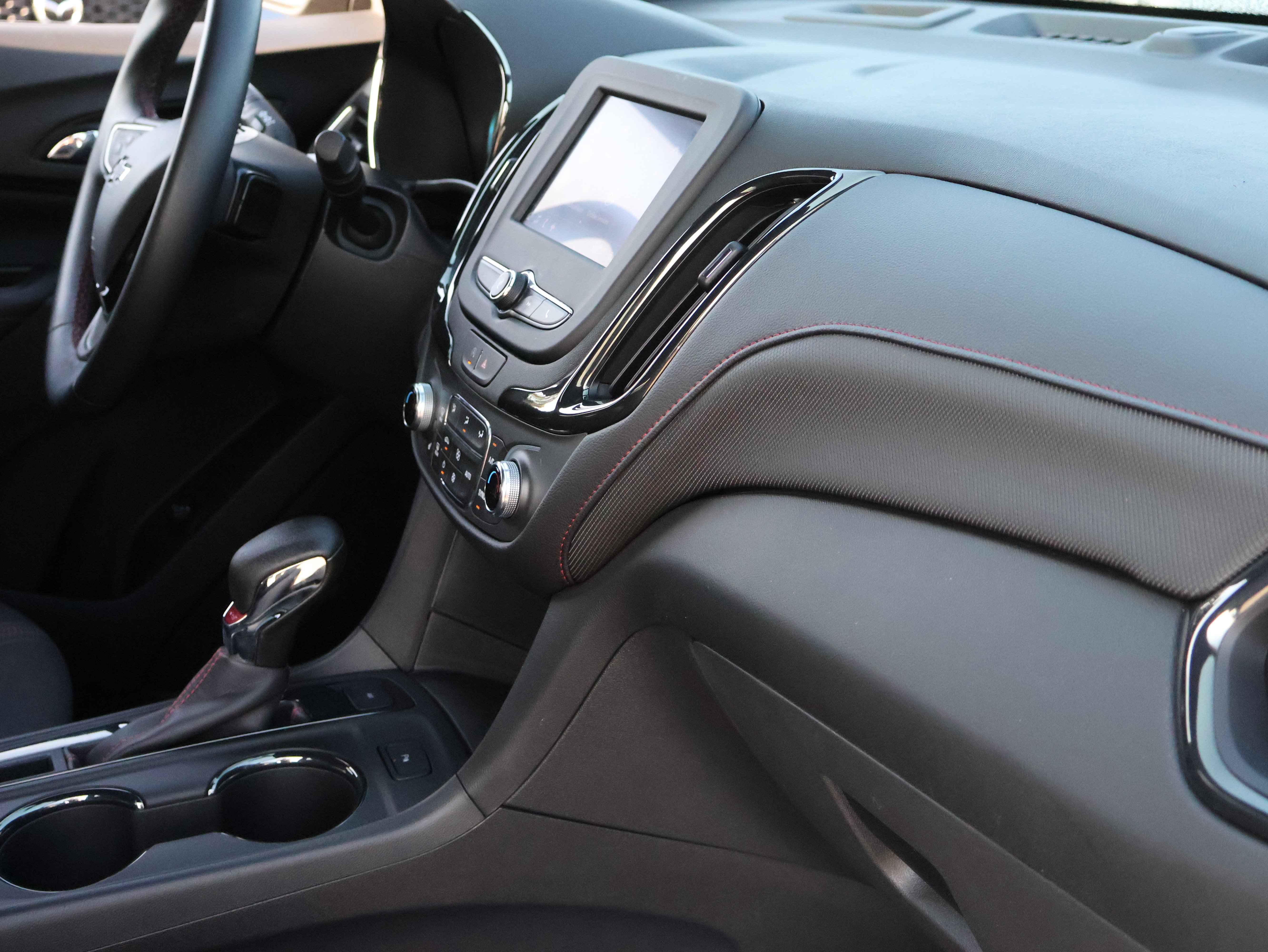Used 2023 Chevrolet Equinox RS w/ LPO, Floor Liner Package AWD/4WD image 10