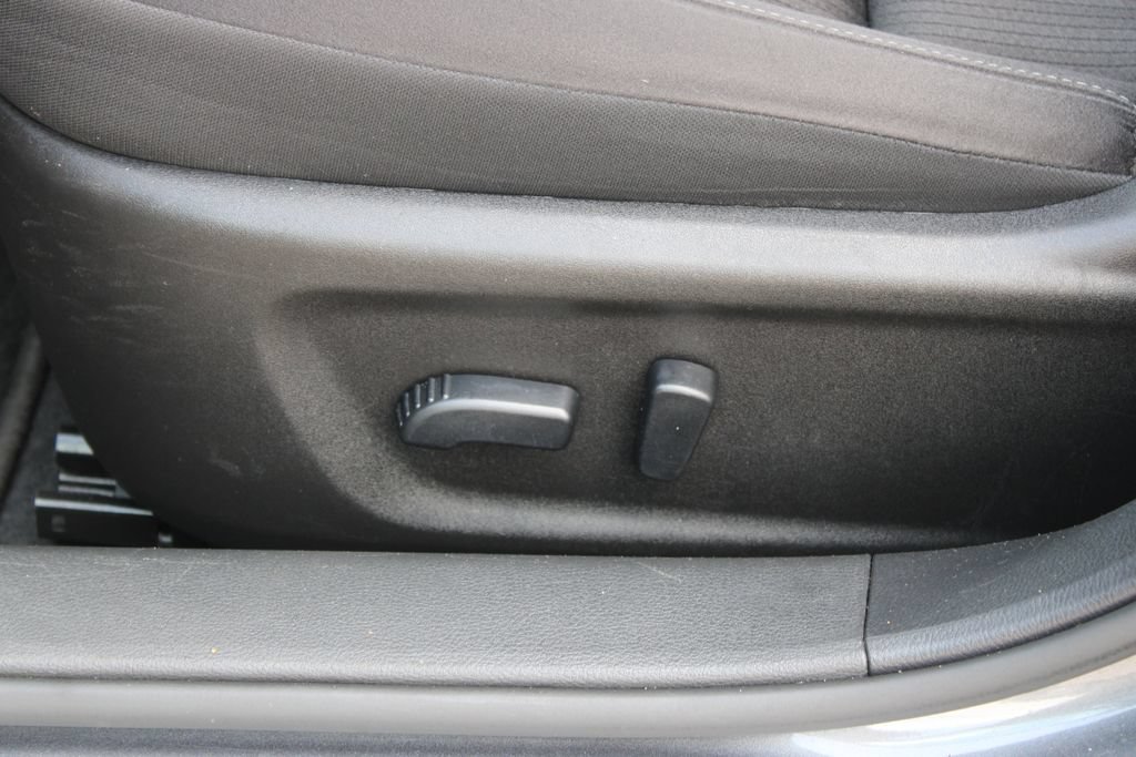 Used 2024 Nissan Altima 2.5 SV FWD image 21