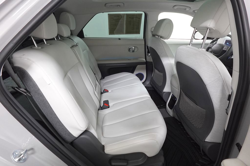 Used 2024 Hyundai Ioniq 5 Limited image 32
