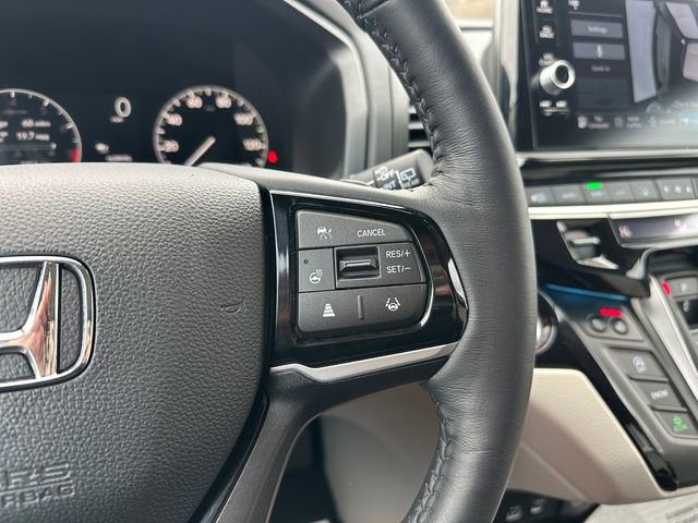 Used 2025 Honda Odyssey Elite image 23
