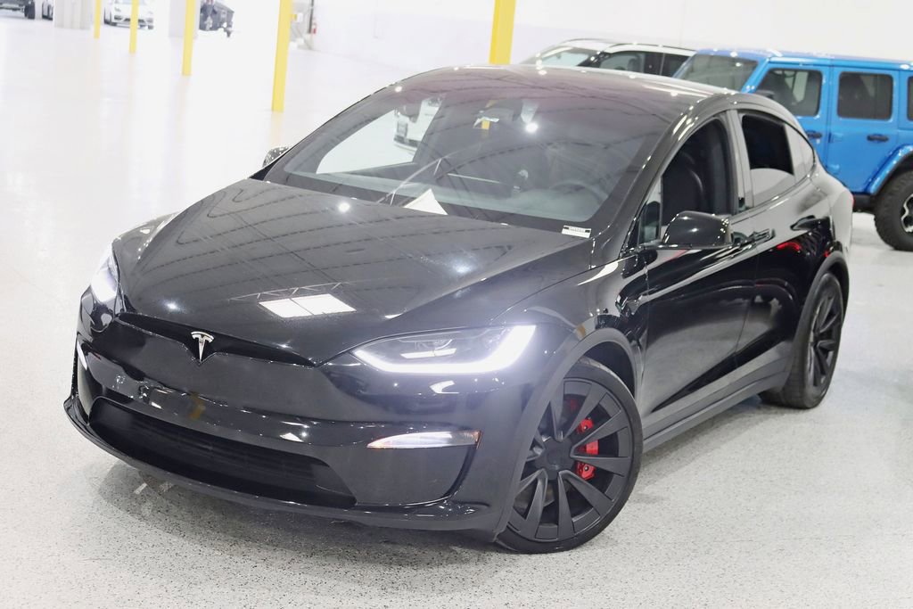 Used 2023 Tesla Model X Plaid image 4