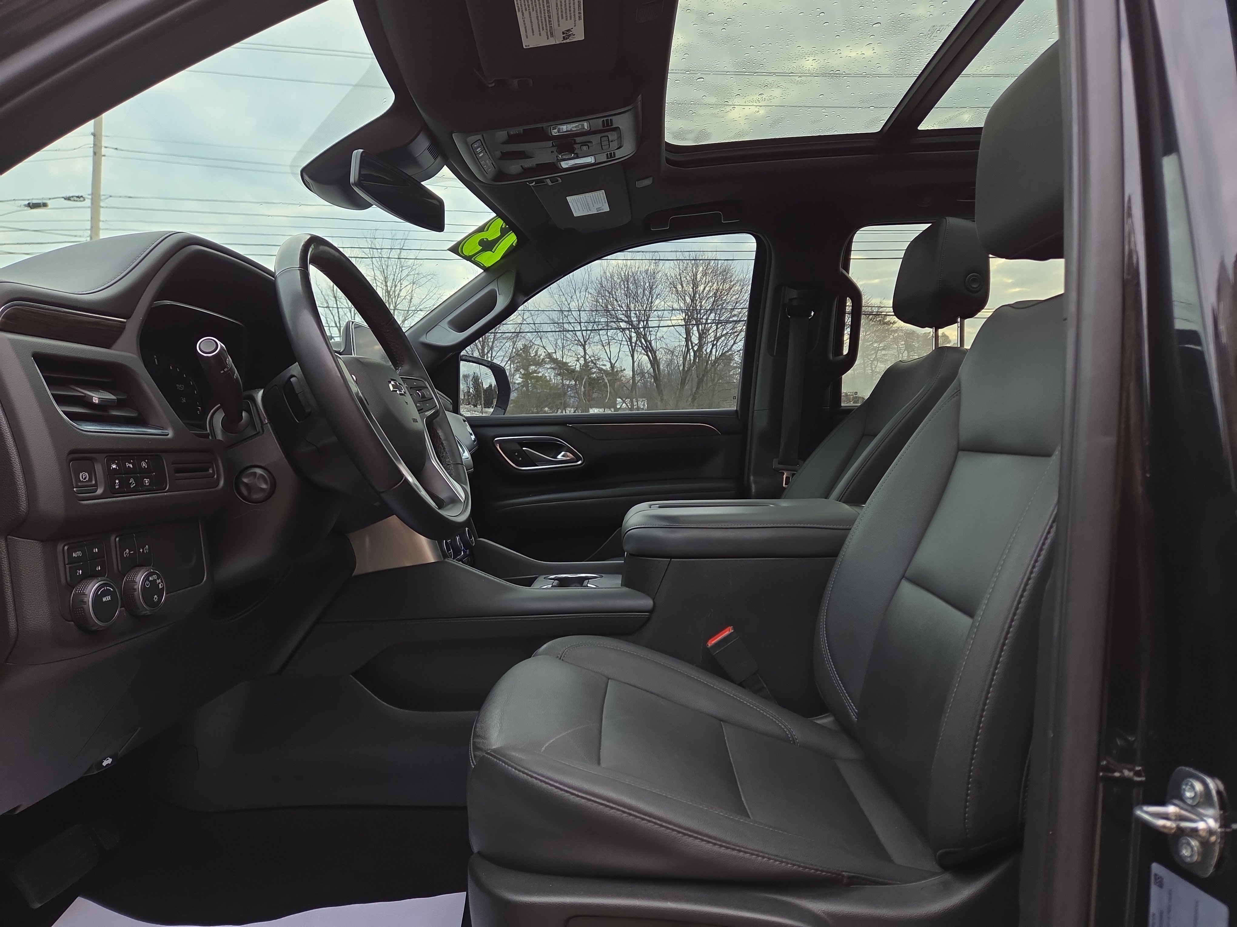 Used 2023 Chevrolet Tahoe Z71 w/ Luxury Package image 12