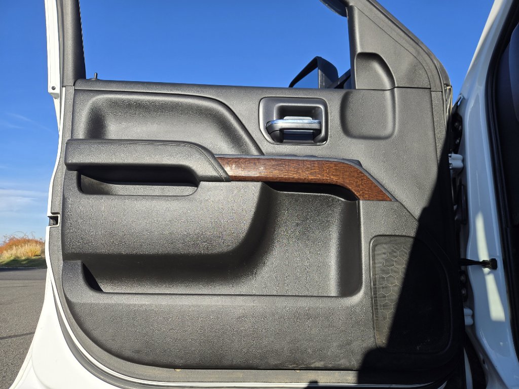 Used 2018 GMC Sierra 3500 SLE image 11