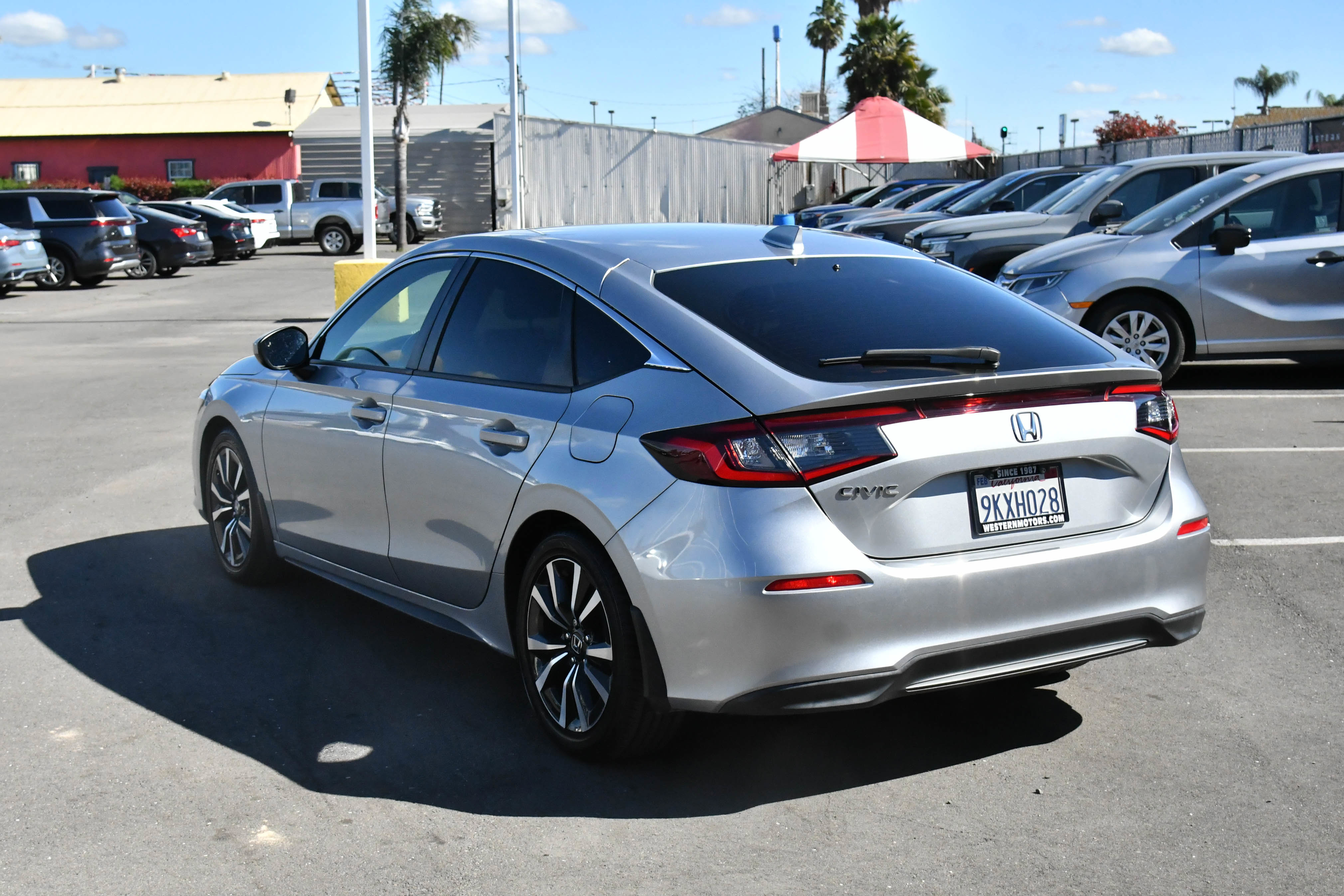 Used 2024 Honda Civic EX-L image 6