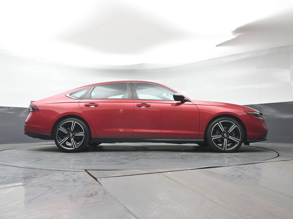 Used 2023 Honda Accord Sport image 30