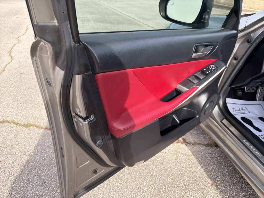 Used 2019 Lexus IS 300 F Sport image 18